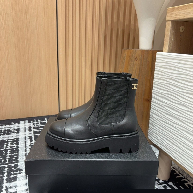Ch*el boots